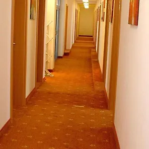 https://evido-rooms.saalbachhinterglemmhotels.com