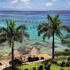 https://blue-angel-resort.quintano-roohotels.com