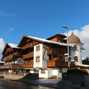 Singer Hotel Birgitz