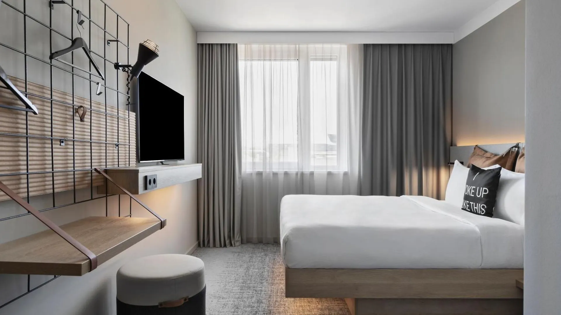 Moxy Vienna City East Hotel